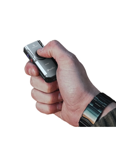 Linterna Fenix E06R